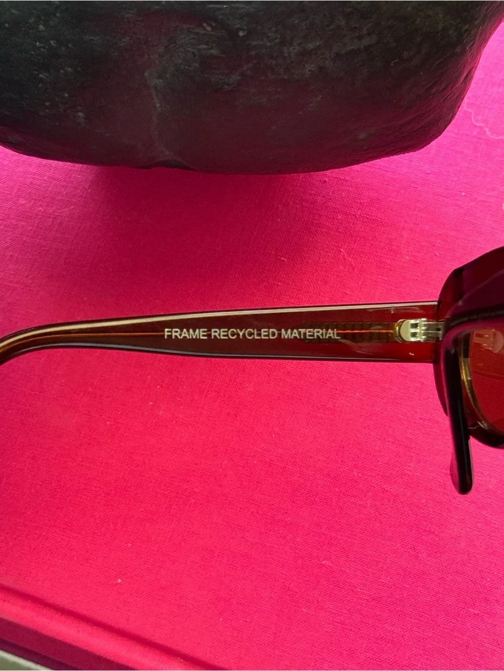 Women's Brown Oval Sunglasses - Sleek Everyday Style